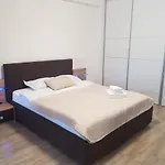 Aparthomes Fundeni