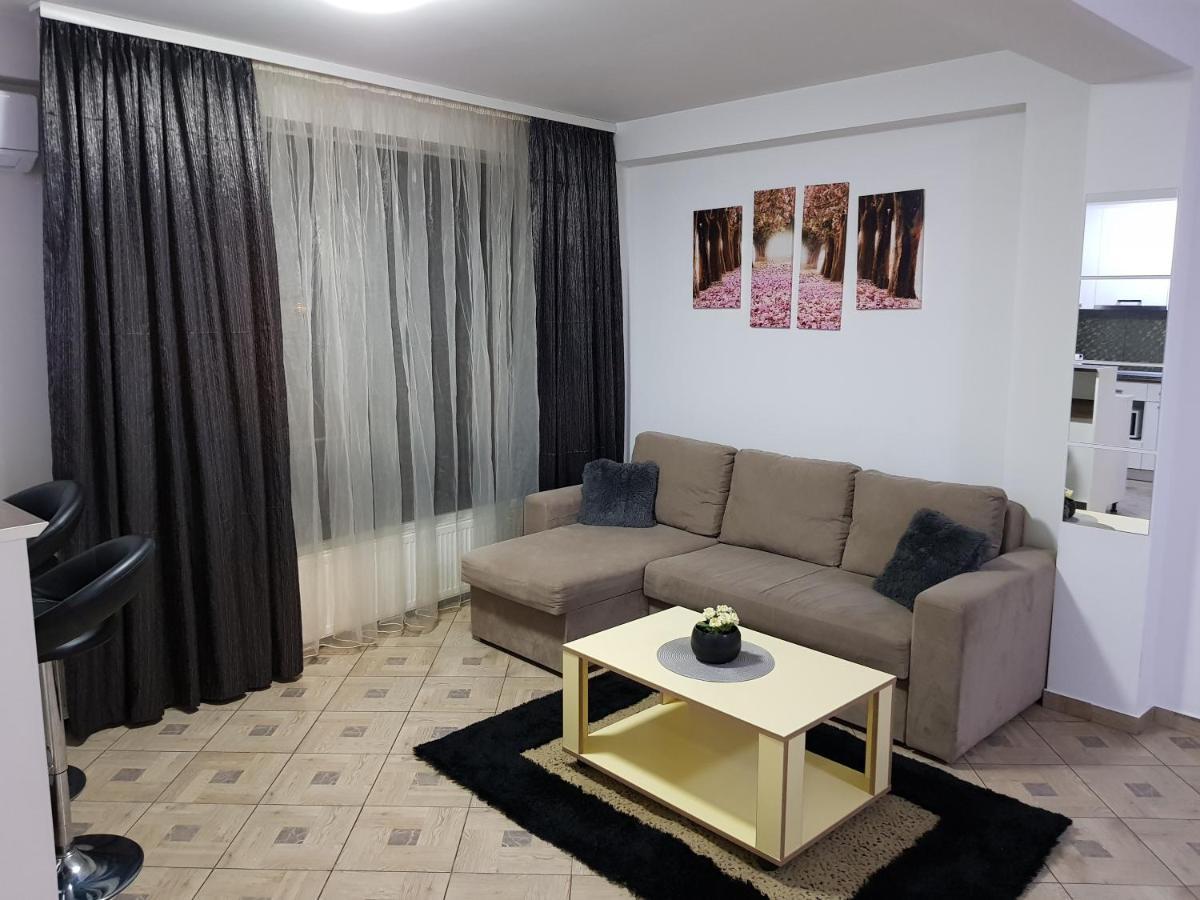 Aparthomes Fundeni Appartamento *
