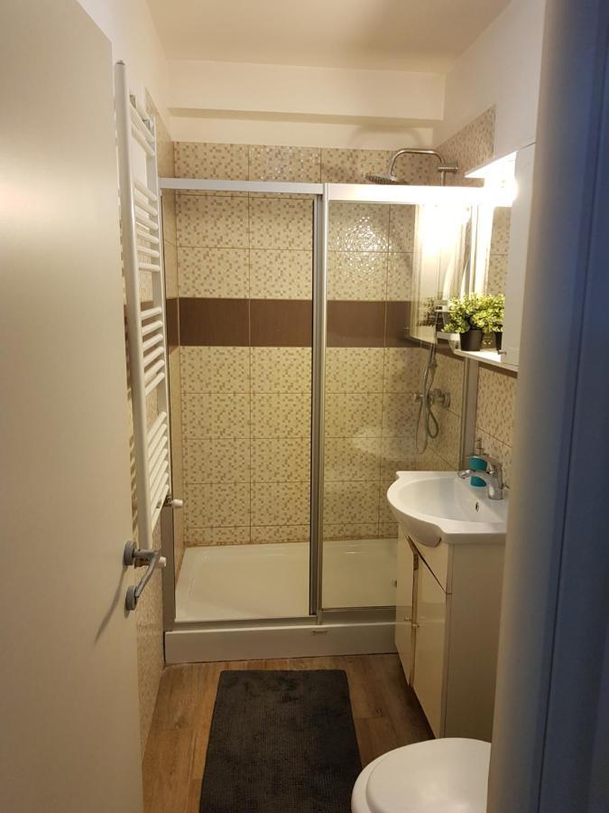 Appartamento Aparthomes Fundeni